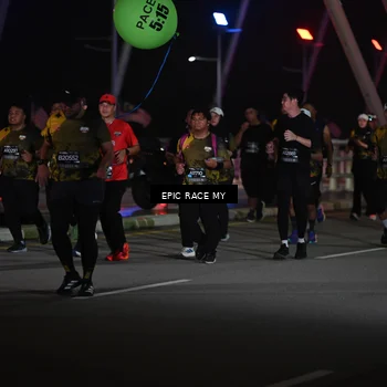 Runner Photo 6133142