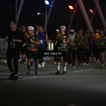Runner Photo 6133154