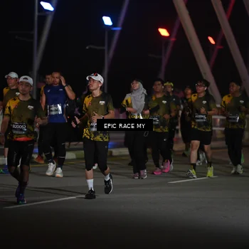 Runner Photo 6133165