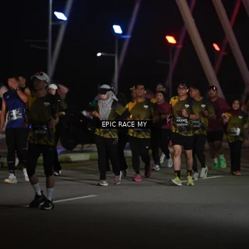 Runner Photo 6133178