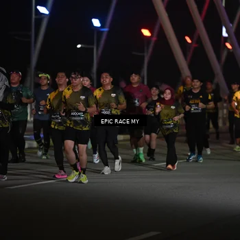 Runner Photo 6133200