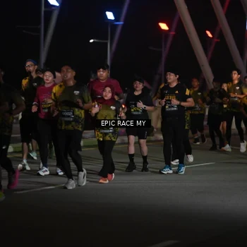 Runner Photo 6133213