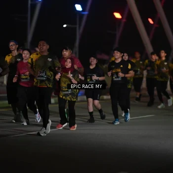 Runner Photo 6133219