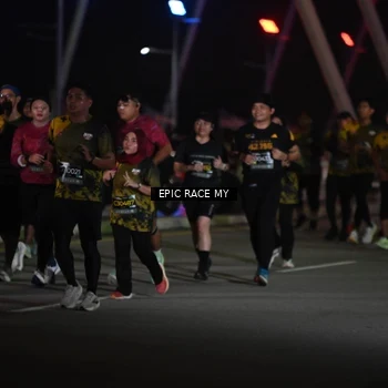 Runner Photo 6133220