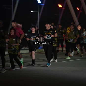Runner Photo 6133224