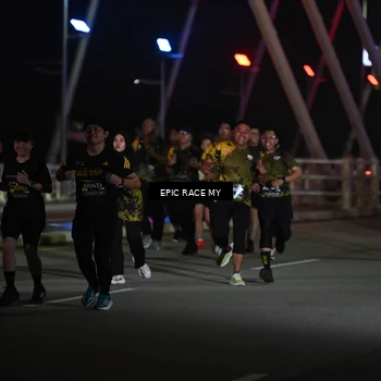 Runner Photo 6133233