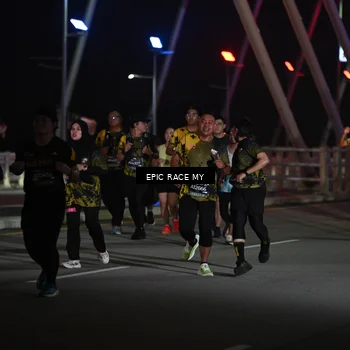 Runner Photo 6133241