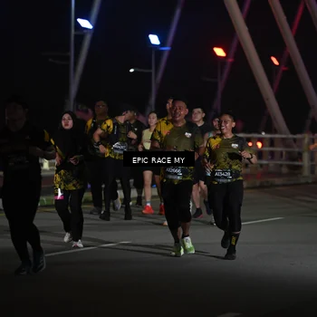 Runner Photo 6133256