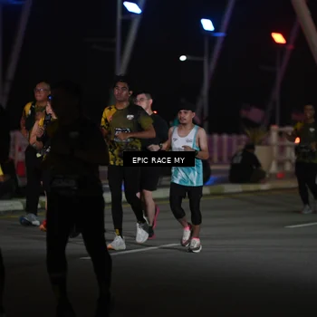 Runner Photo 6133270
