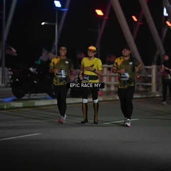 Runner Photo 6133292