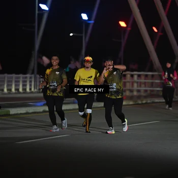 Runner Photo 6133315