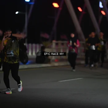 Runner Photo 6133331