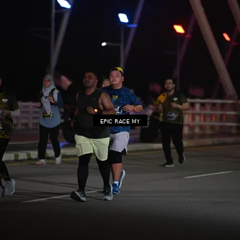 Runner Photo 6133349