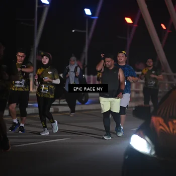 Runner Photo 6133356