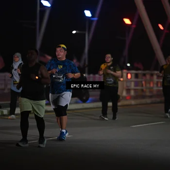 Runner Photo 6133380