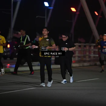 Runner Photo 6133403