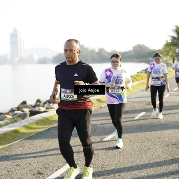 Runner Photo 6133408
