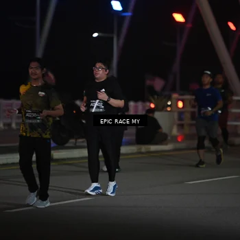 Runner Photo 6133438