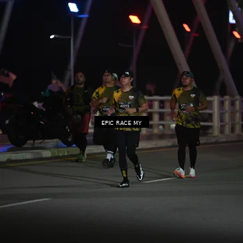Runner Photo 6133444