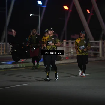 Runner Photo 6133451