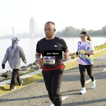 Runner Photo 6133454