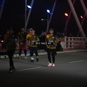 Runner Photo 6133491
