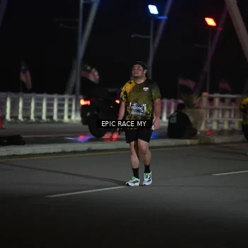 Runner Photo 6133495
