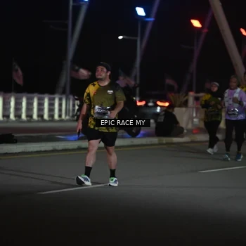 Runner Photo 6133498