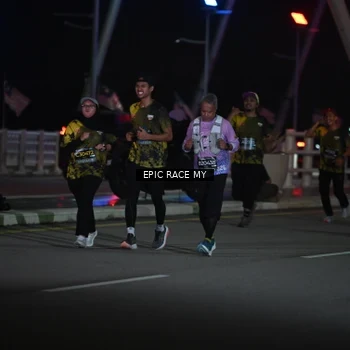 Runner Photo 6133507