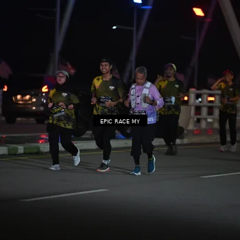 Runner Photo 6133513