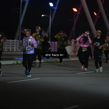 Runner Photo 6133531