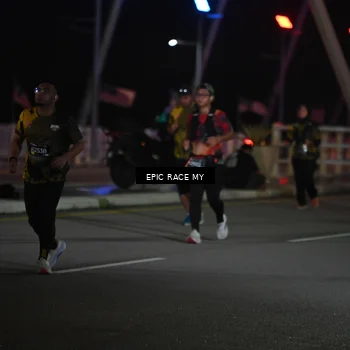 Runner Photo 6133567