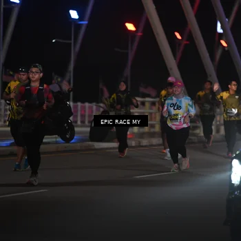Runner Photo 6133577