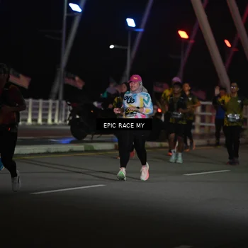 Runner Photo 6133584