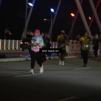 Runner Photo 6133585