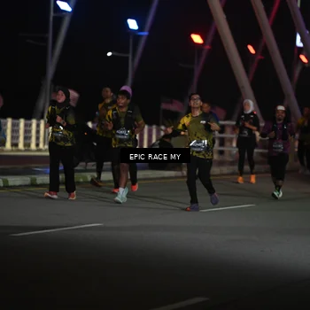 Runner Photo 6133598