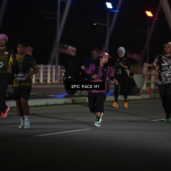 Runner Photo 6133633