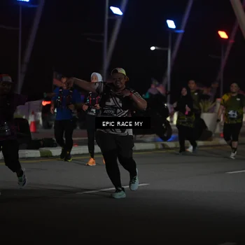 Runner Photo 6133657