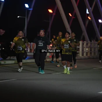 Runner Photo 6133670