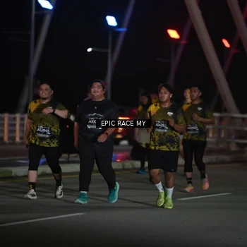 Runner Photo 6133679