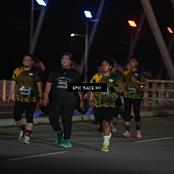 Runner Photo 6133691