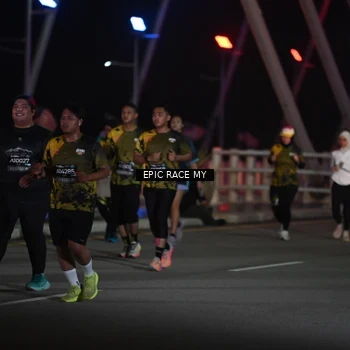 Runner Photo 6133709