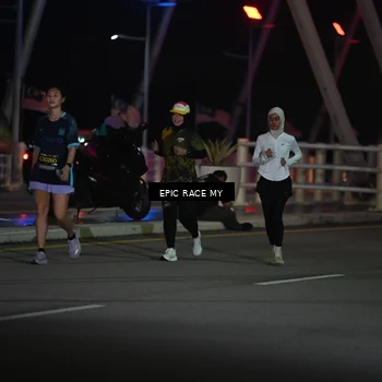 Runner Photo 6133710