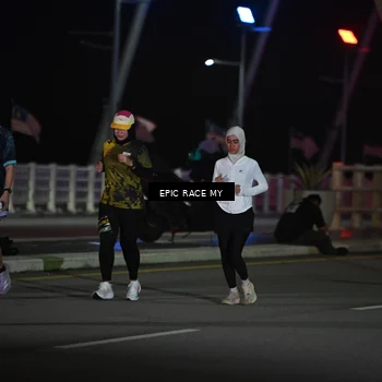 Runner Photo 6133715