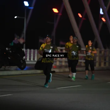 Runner Photo 6133740