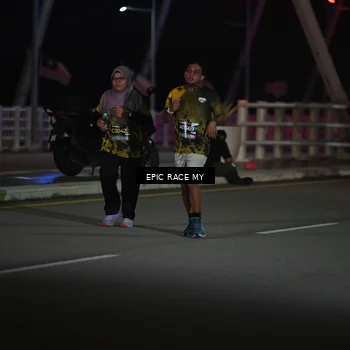Runner Photo 6133812