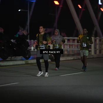 Runner Photo 6133815