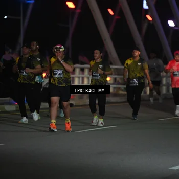 Runner Photo 6133841