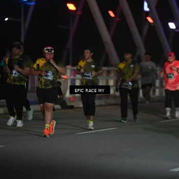 Runner Photo 6133851