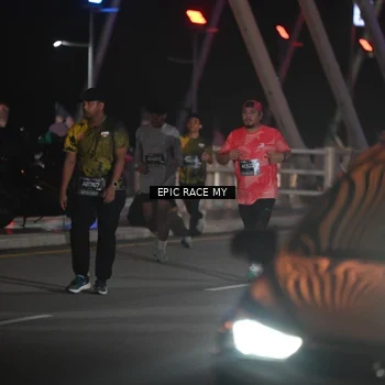 Runner Photo 6133881